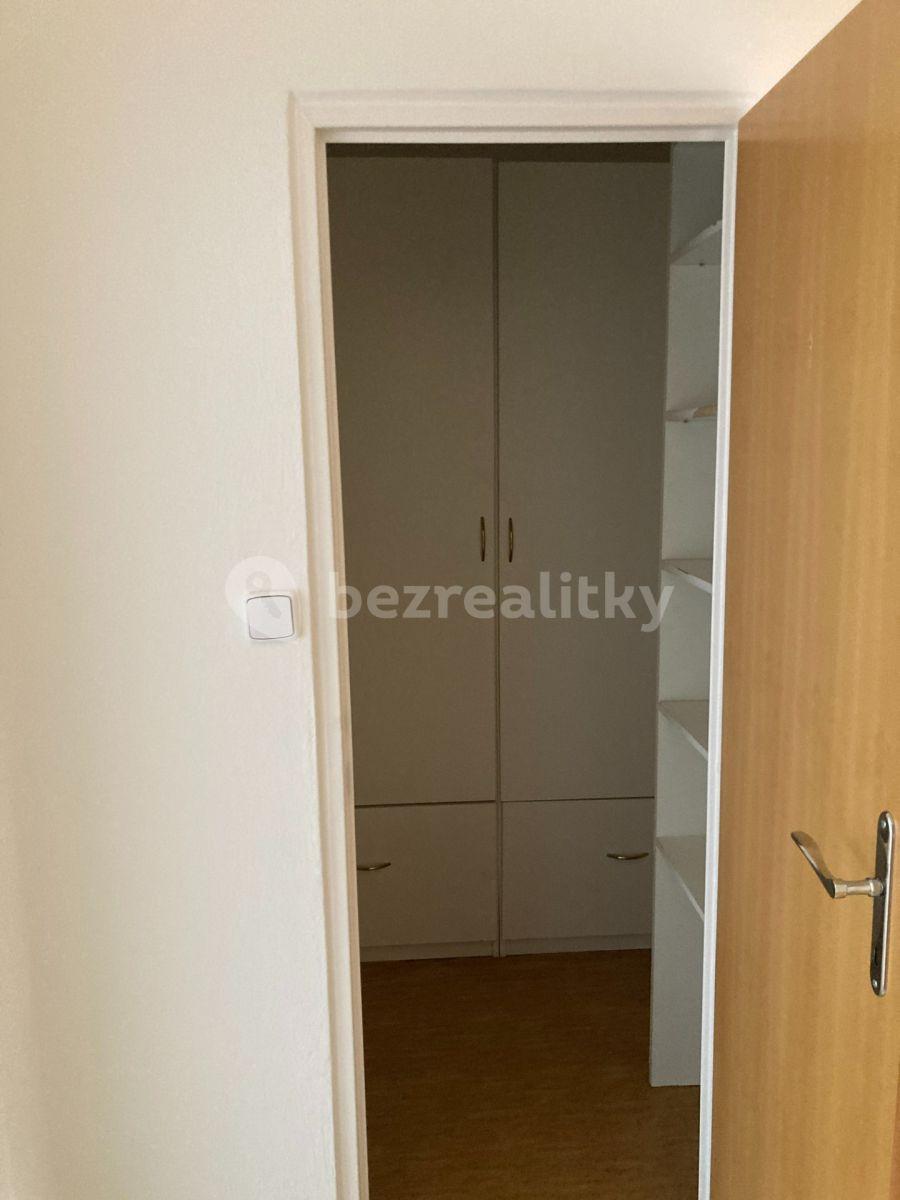 2 bedroom flat to rent, 56 m², Kvítková, Zlín, Zlínský Region