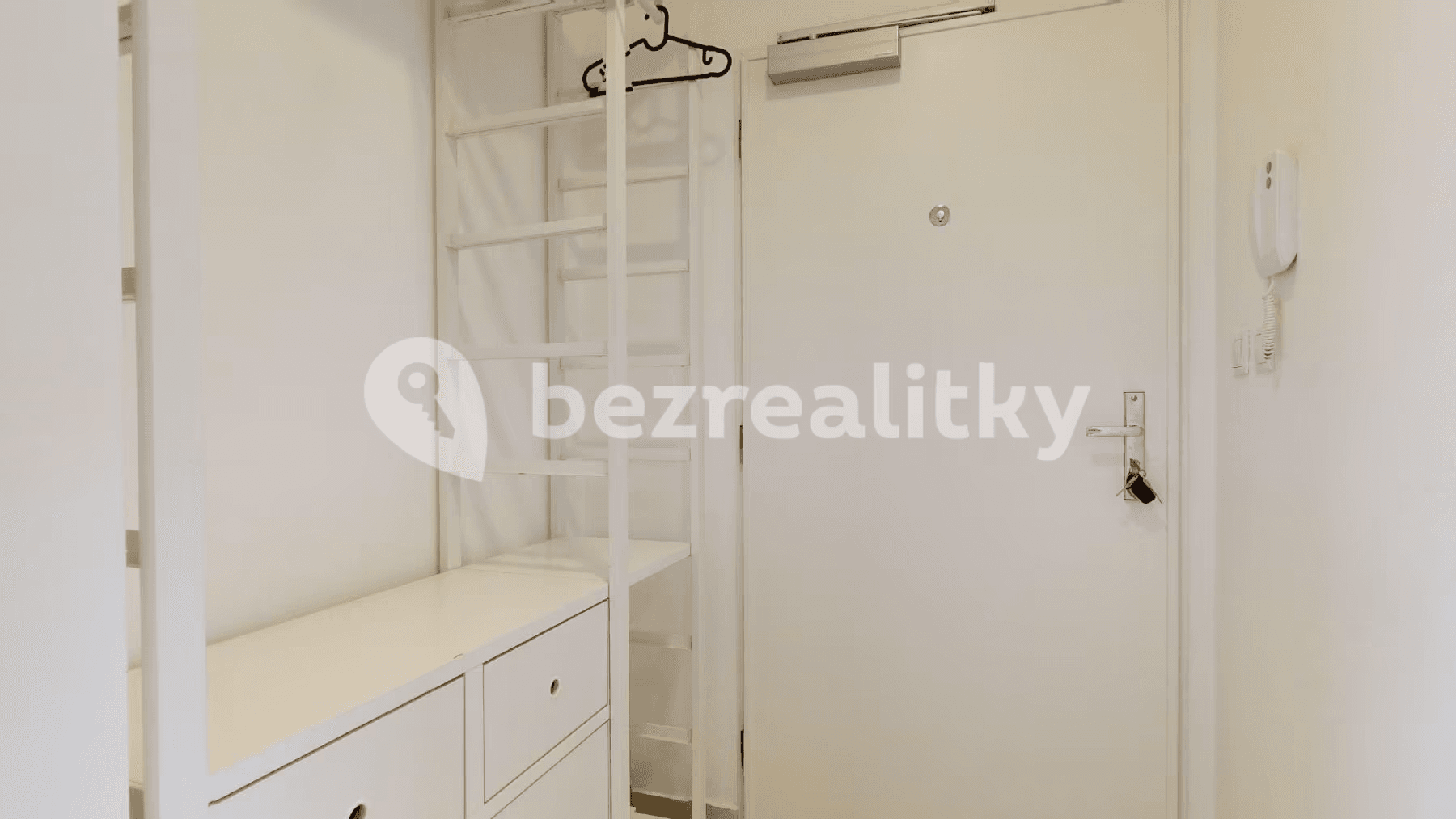 1 bedroom with open-plan kitchen flat for sale, 53 m², Petrohradská, Prague, Prague