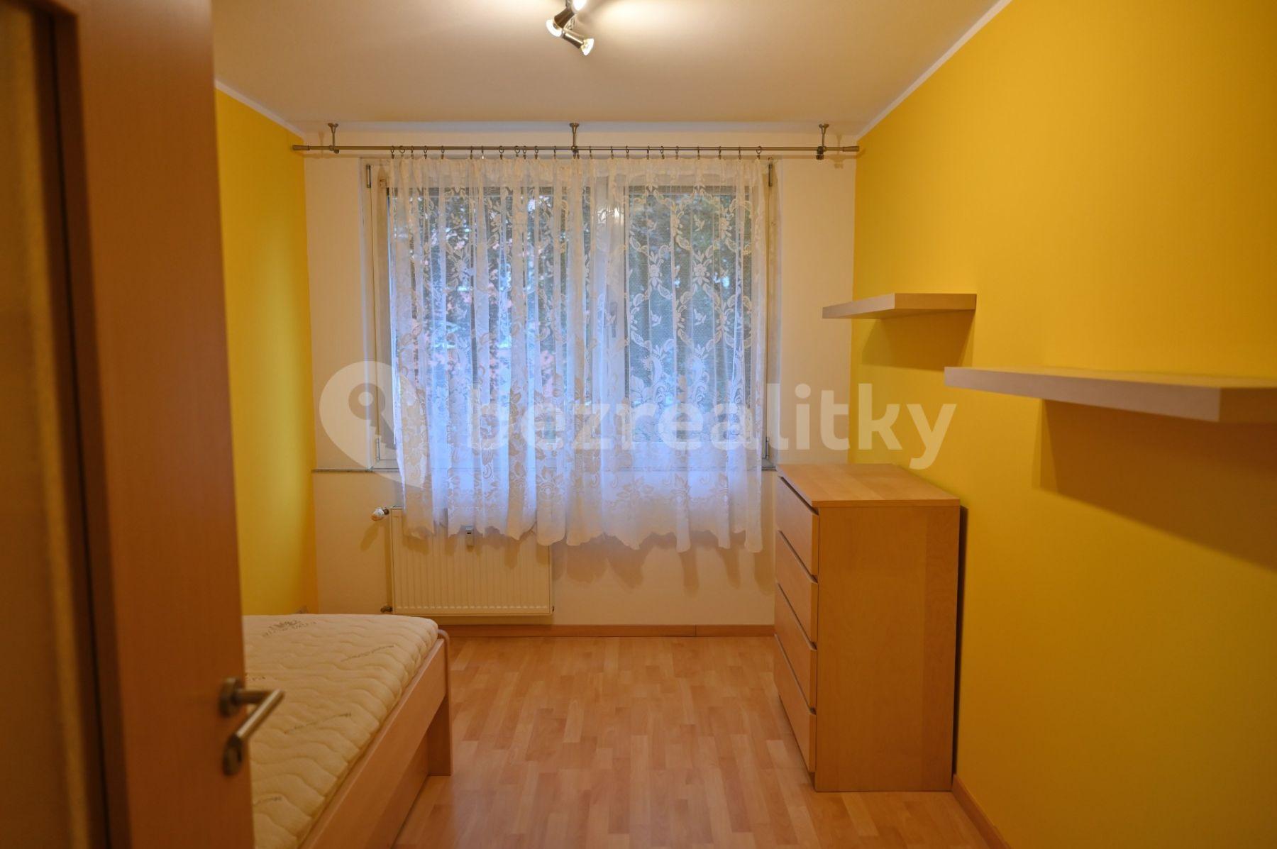 3 bedroom flat to rent, 68 m², Přímětická, Prague, Prague