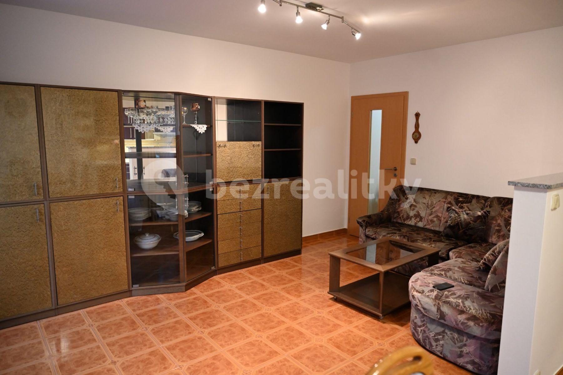 3 bedroom flat to rent, 68 m², Přímětická, Prague, Prague