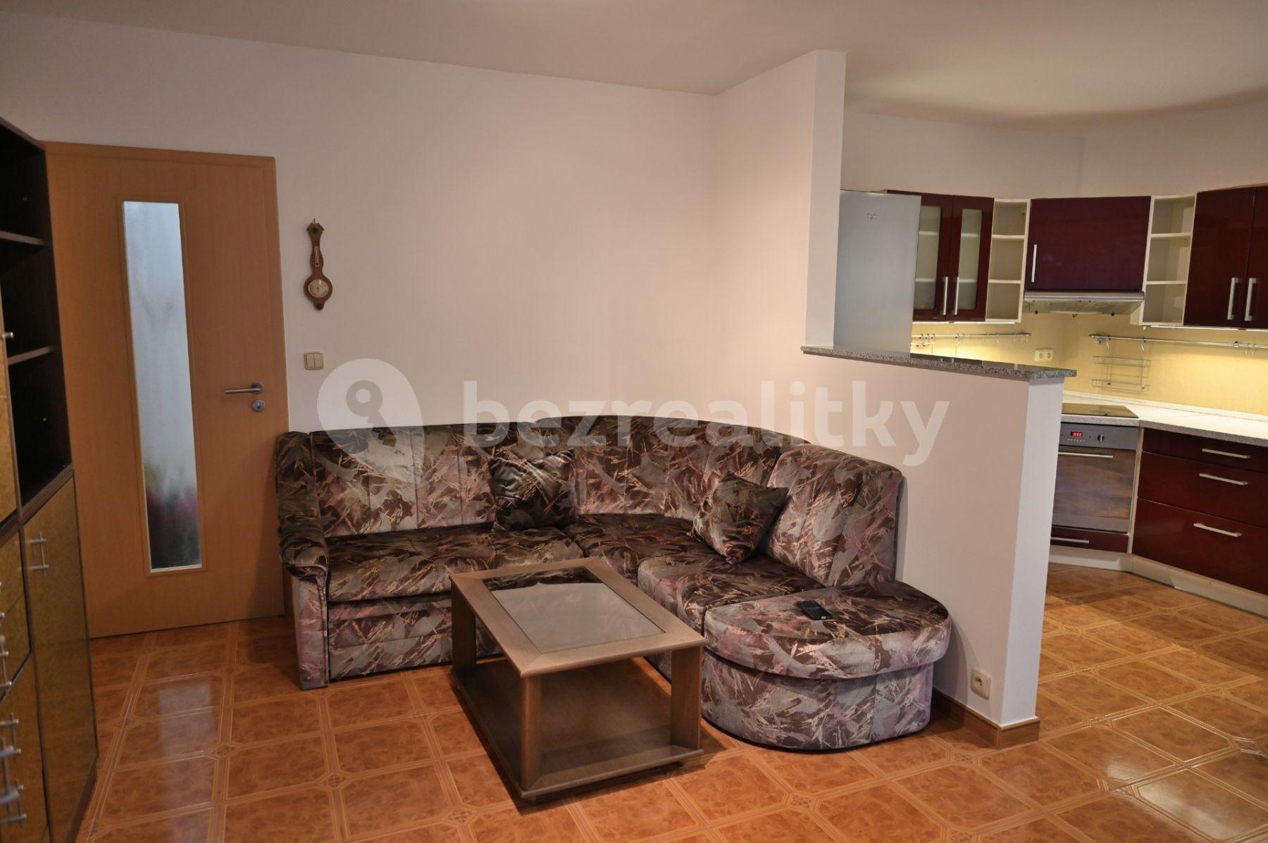 3 bedroom flat to rent, 68 m², Přímětická, Prague, Prague