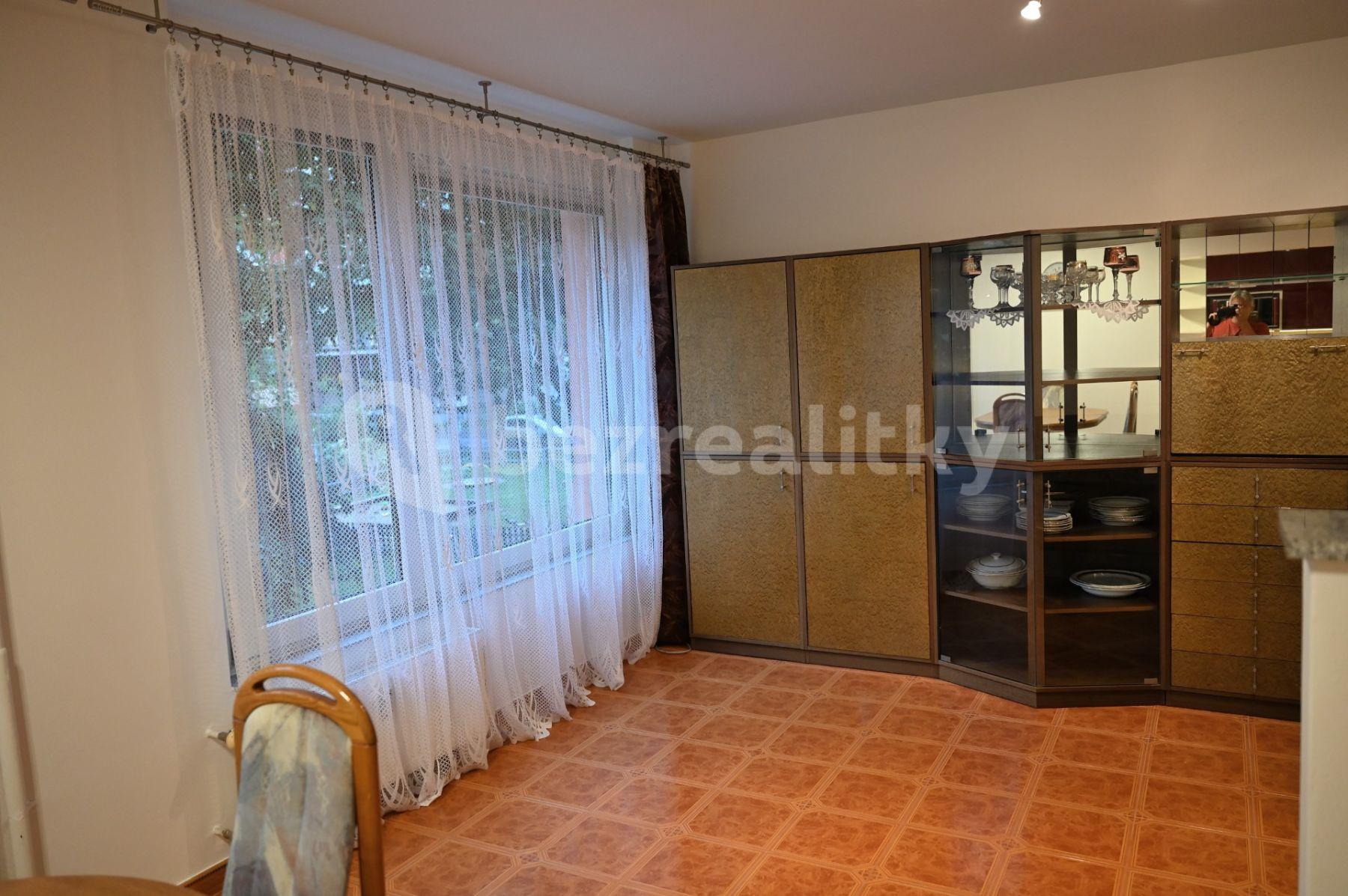 3 bedroom flat to rent, 68 m², Přímětická, Prague, Prague