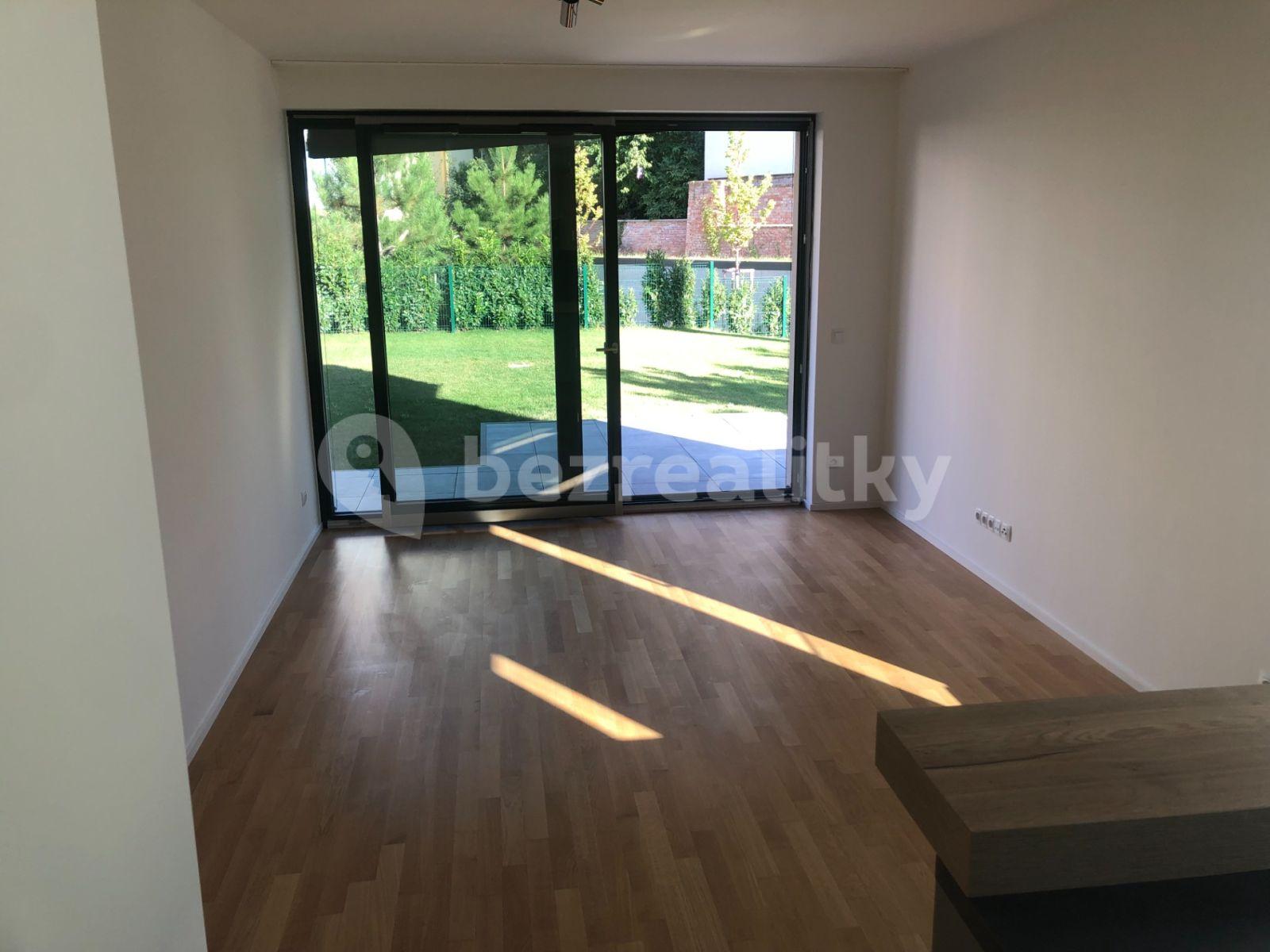 2 bedroom with open-plan kitchen flat to rent, 66 m², U Viktorie, Prague, Prague