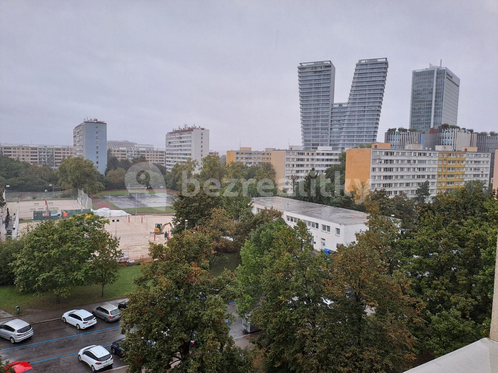 1 bedroom with open-plan kitchen flat to rent, 41 m², Na Strži, Prague, Prague