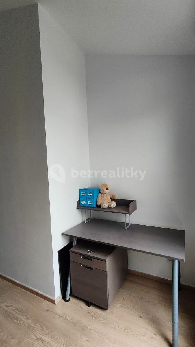 1 bedroom with open-plan kitchen flat for sale, 90 m², V Zahradách, Beroun, Středočeský Region