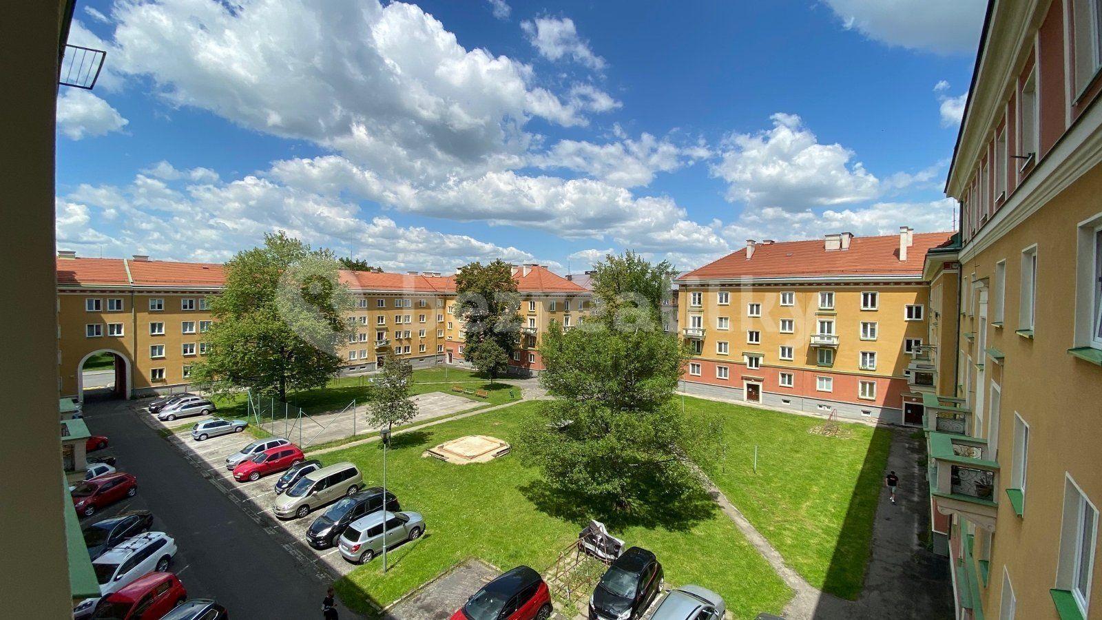 2 bedroom flat to rent, 58 m², Hlavní třída, Havířov, Moravskoslezský Region