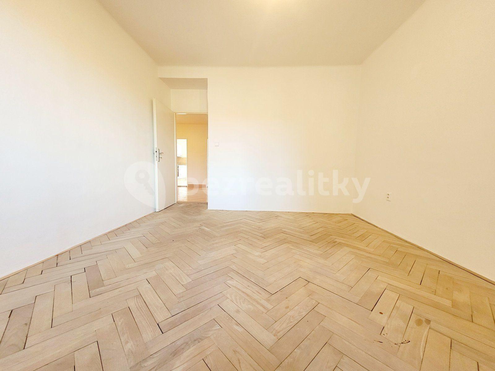 2 bedroom flat to rent, 58 m², Hlavní třída, Havířov, Moravskoslezský Region