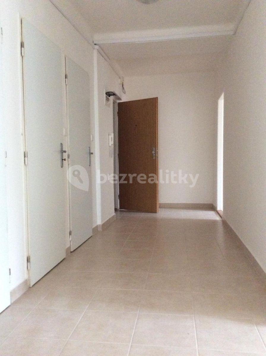 3 bedroom flat to rent, 69 m², Hlavní třída, Havířov, Moravskoslezský Region