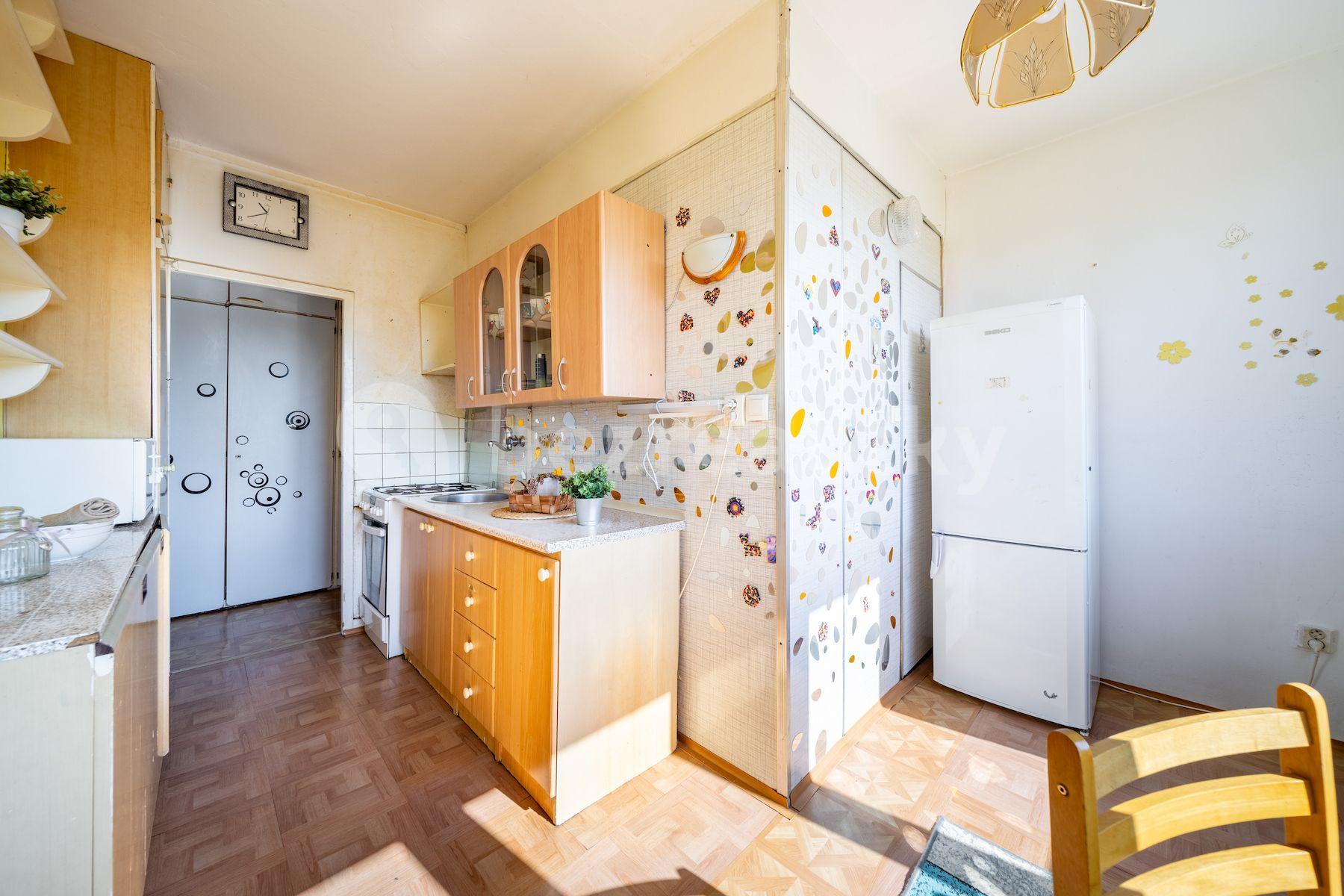 2 bedroom flat for sale, 57 m², Sídliště Plešivec, Český Krumlov, Jihočeský Region