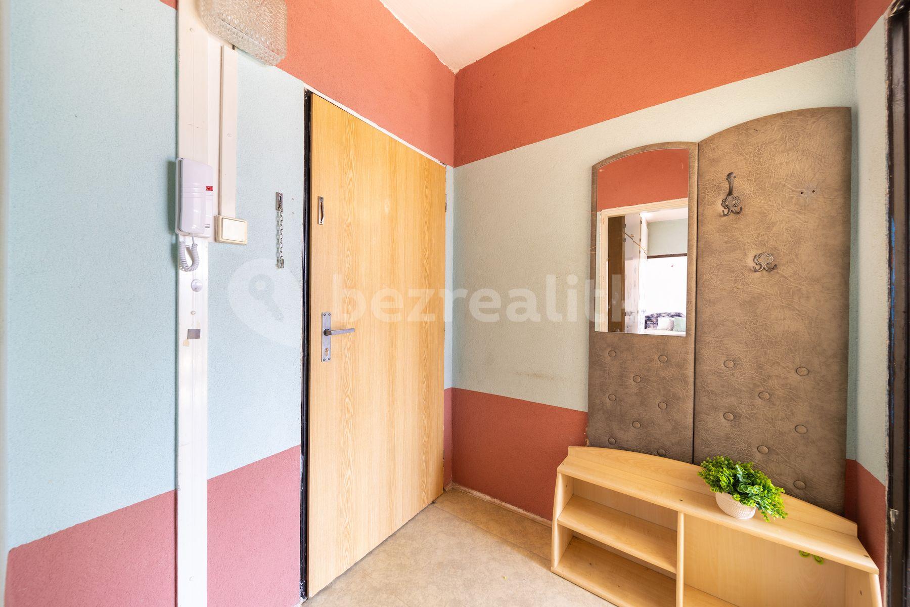 2 bedroom flat for sale, 57 m², Sídliště Plešivec, Český Krumlov, Jihočeský Region