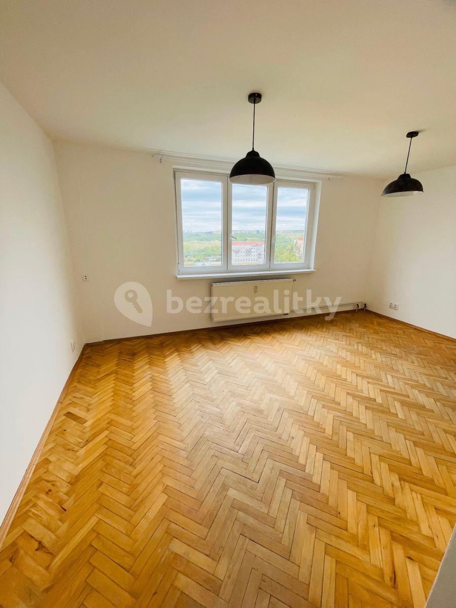 2 bedroom with open-plan kitchen flat to rent, 59 m², Hlavní, Prague, Prague