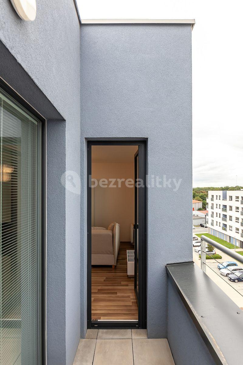 1 bedroom with open-plan kitchen flat for sale, 49 m², Karla Guta, Prague, Prague