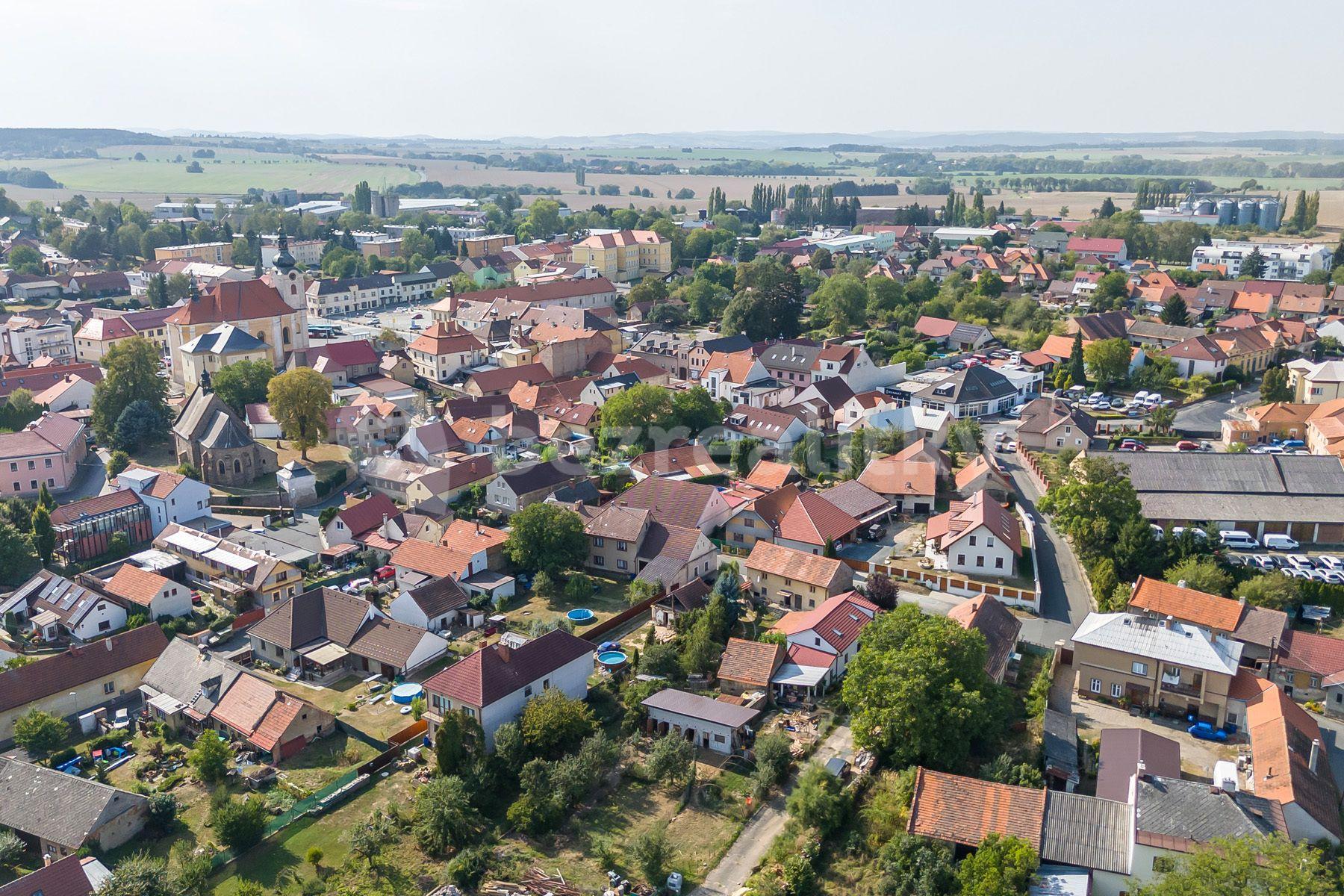 house for sale, 227 m², Husova, Uhlířské Janovice, Středočeský Region