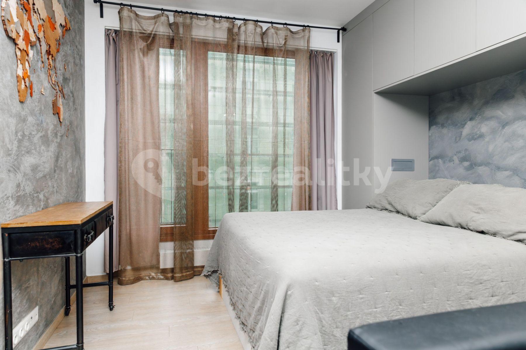 1 bedroom with open-plan kitchen flat for sale, 48 m², Ctiradova, Prague, Prague