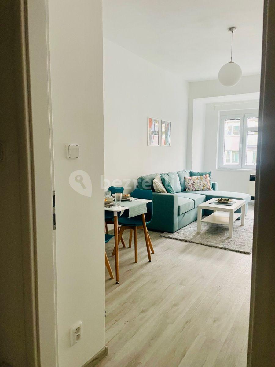 2 bedroom flat to rent, 46 m², Kloboučnická, Prague, Prague