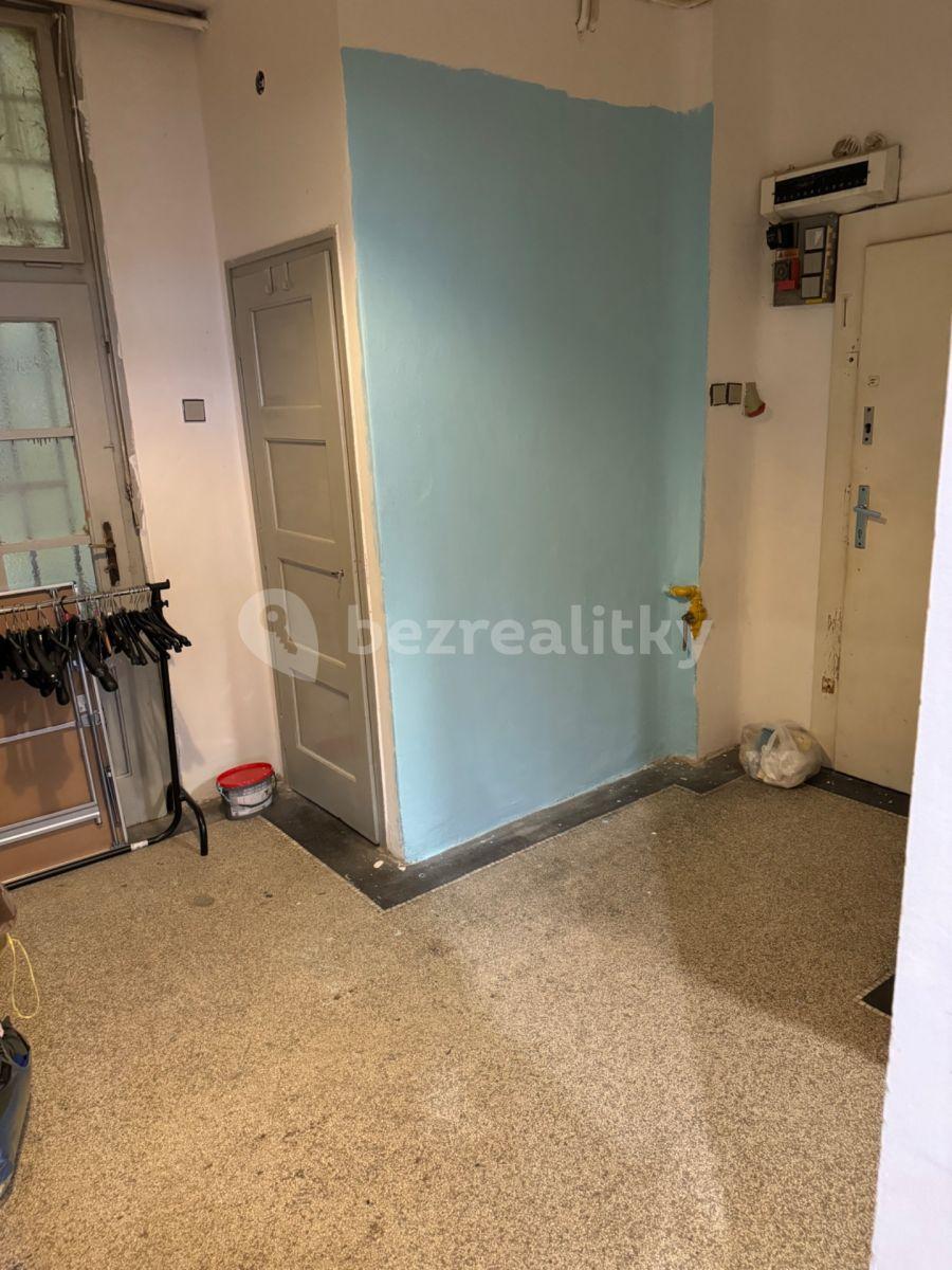 non-residential property to rent, 94 m², Osadní, Prague, Prague