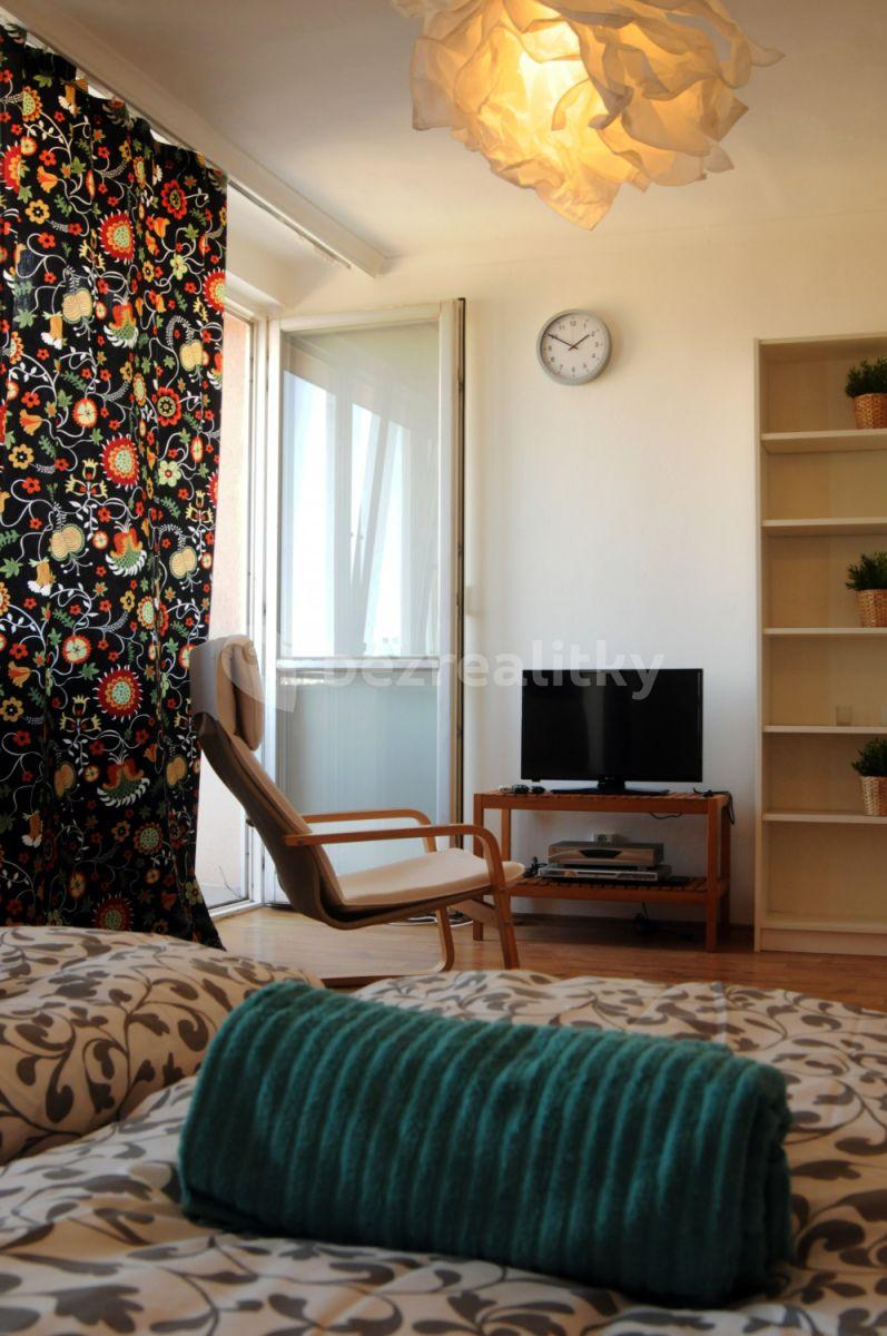 Studio flat to rent, 36 m², Banskobystrická, Prague, Prague