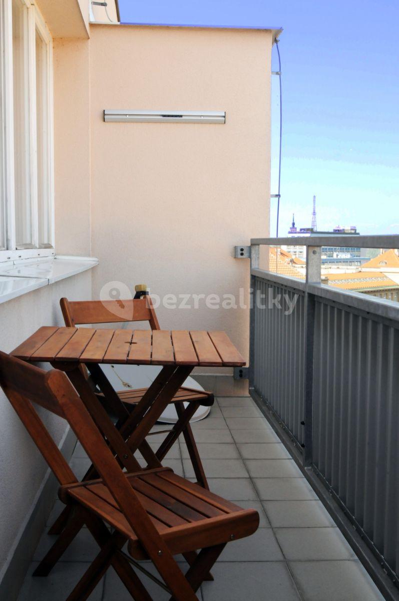 Studio flat to rent, 36 m², Banskobystrická, Prague, Prague