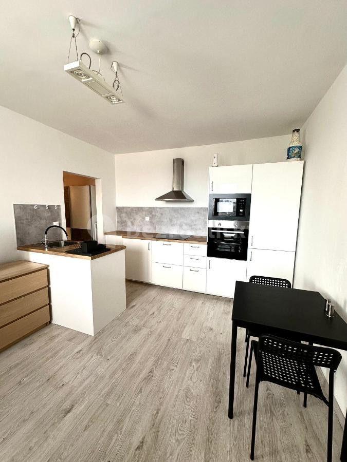 1 bedroom with open-plan kitchen flat to rent, 40 m², Banšelova, Ružinov, Bratislavský Region