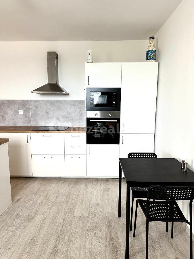 1 bedroom with open-plan kitchen flat to rent, 40 m², Banšelova, Ružinov, Bratislavský Region