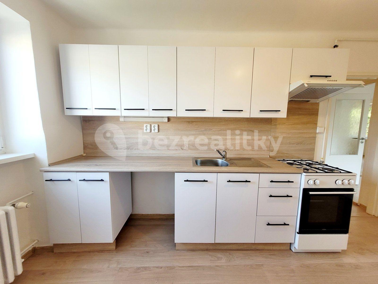 2 bedroom flat to rent, 54 m², Hlavní třída, Havířov, Moravskoslezský Region