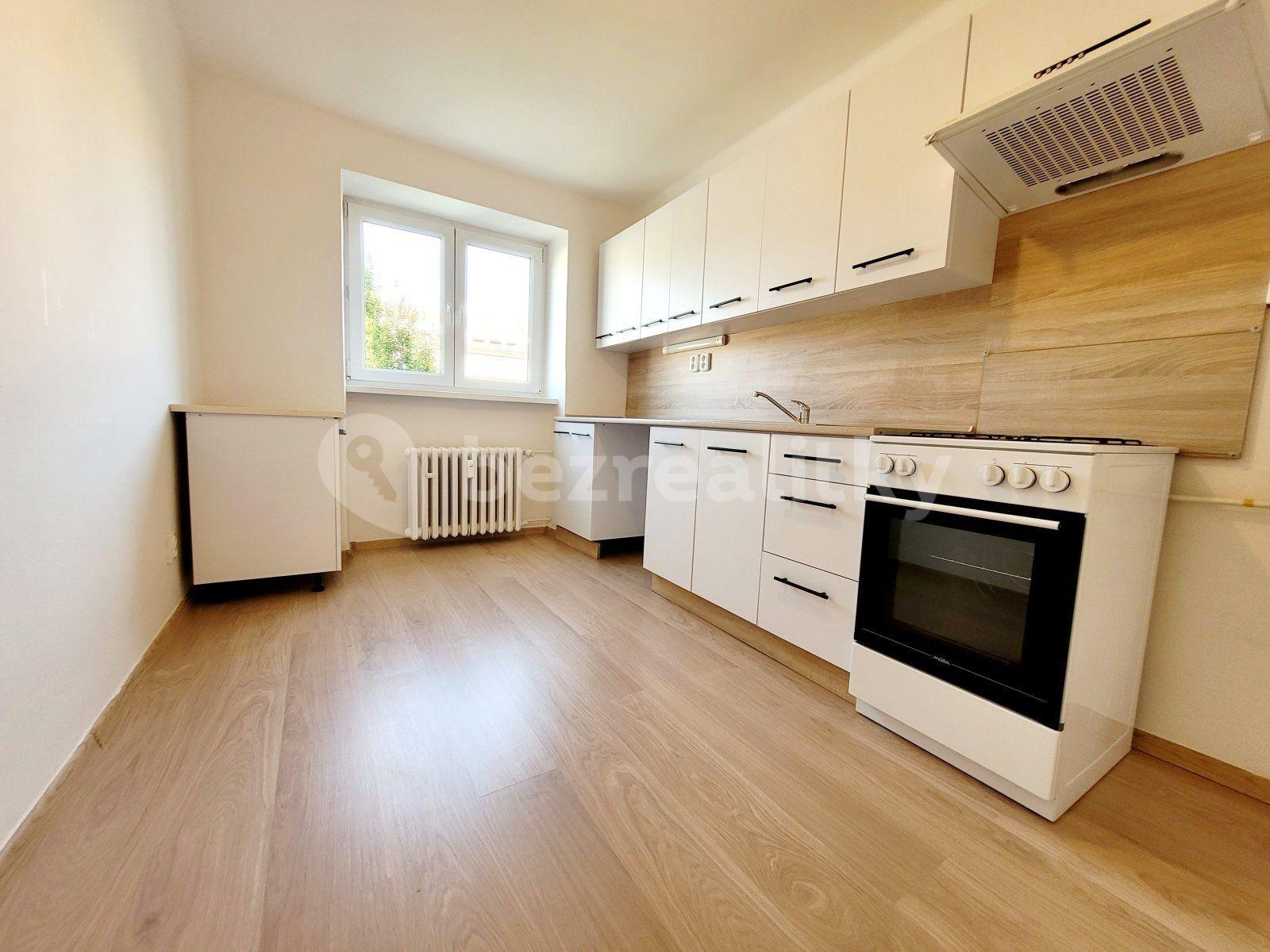 2 bedroom flat to rent, 54 m², Hlavní třída, Havířov, Moravskoslezský Region