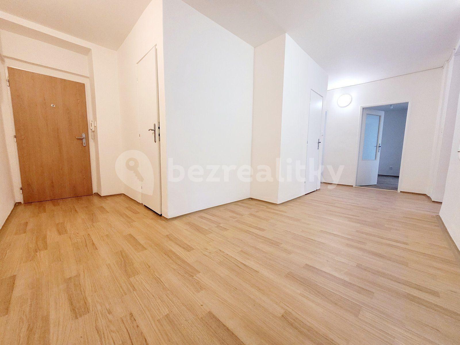 3 bedroom flat to rent, 96 m², Vardasova, Havířov, Moravskoslezský Region