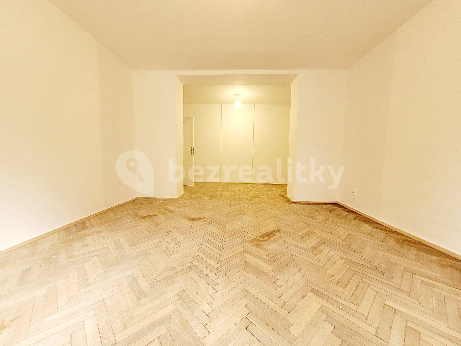 3 bedroom flat to rent, 96 m², Vardasova, Havířov, Moravskoslezský Region