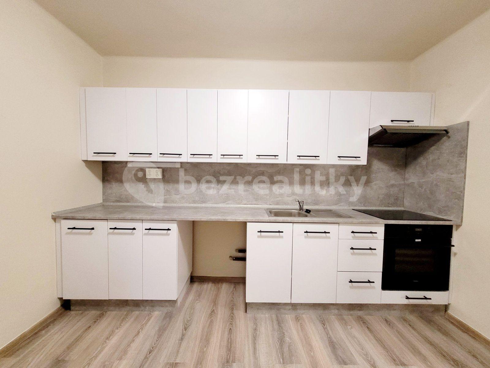 3 bedroom flat to rent, 69 m², Okružní, Havířov, Moravskoslezský Region