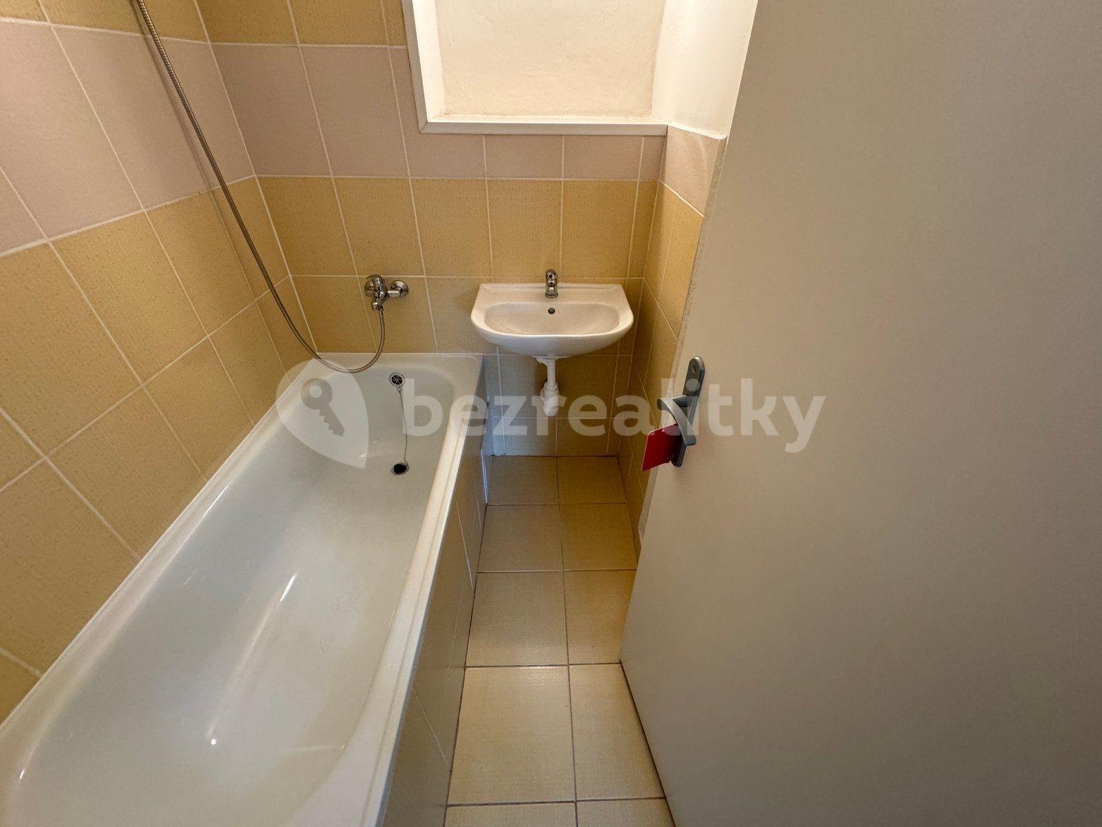 2 bedroom flat to rent, 64 m², Cihelní, Karviná, Moravskoslezský Region