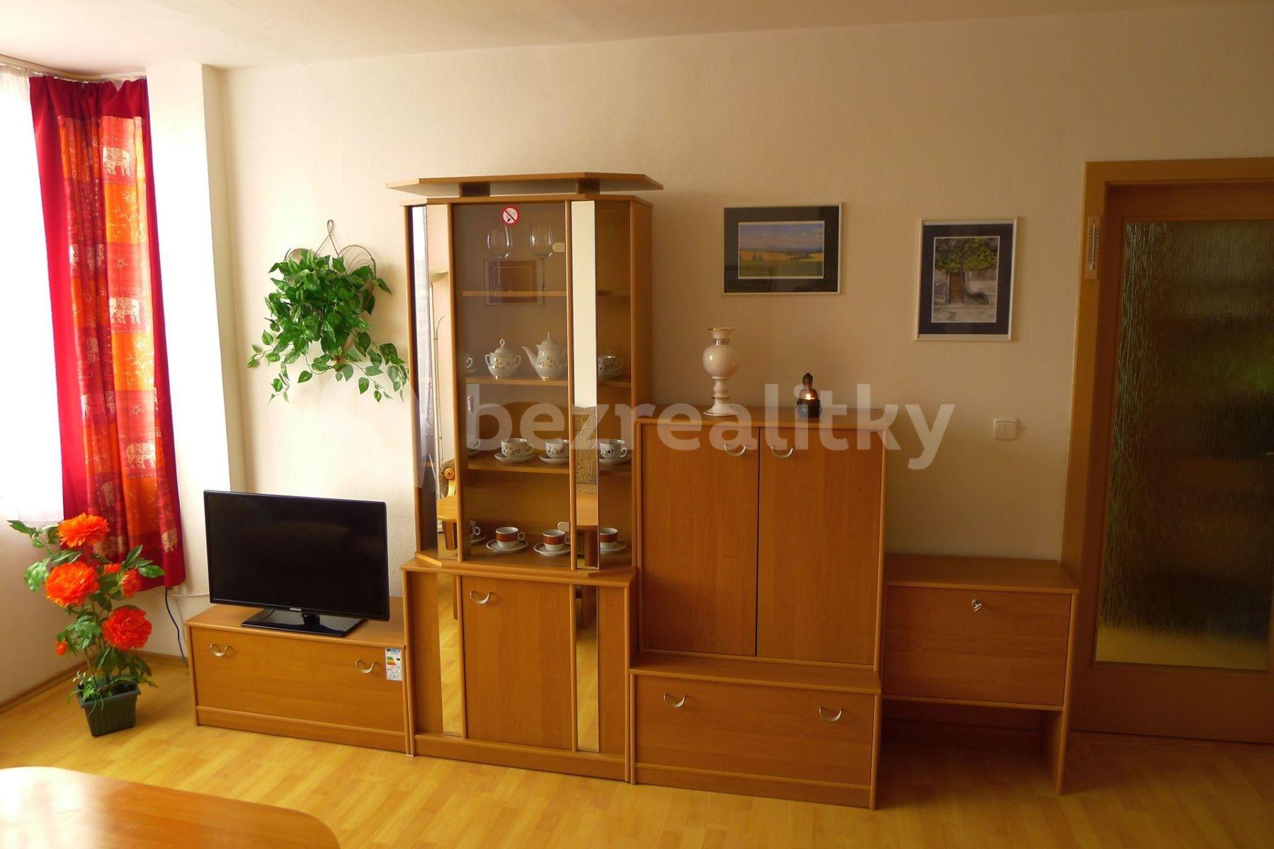 1 bedroom with open-plan kitchen flat for sale, 37 m², Olštýnská, Prague, Prague