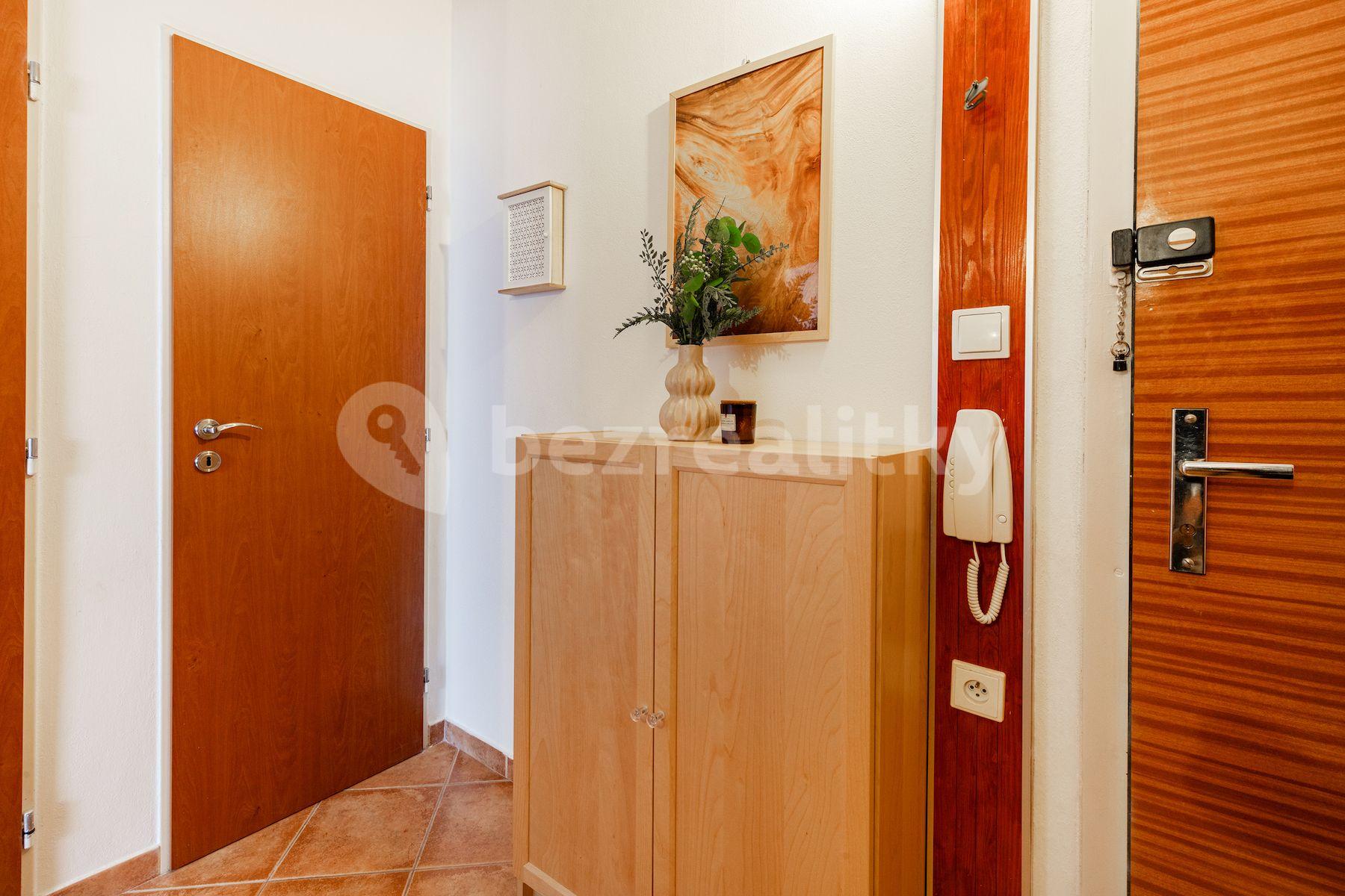 1 bedroom flat for sale, 39 m², Lešenská, Prague, Prague