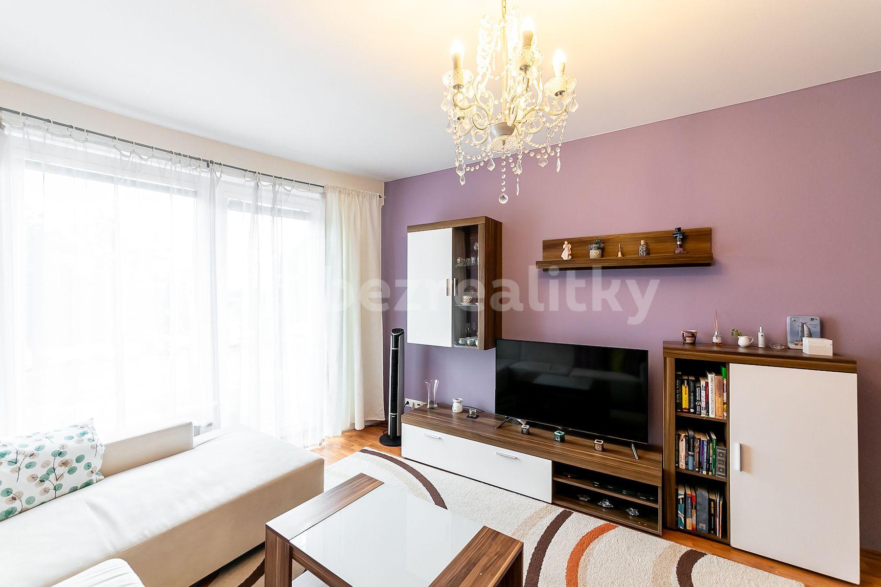 1 bedroom with open-plan kitchen flat for sale, 50 m², Šedova, Prague, Prague