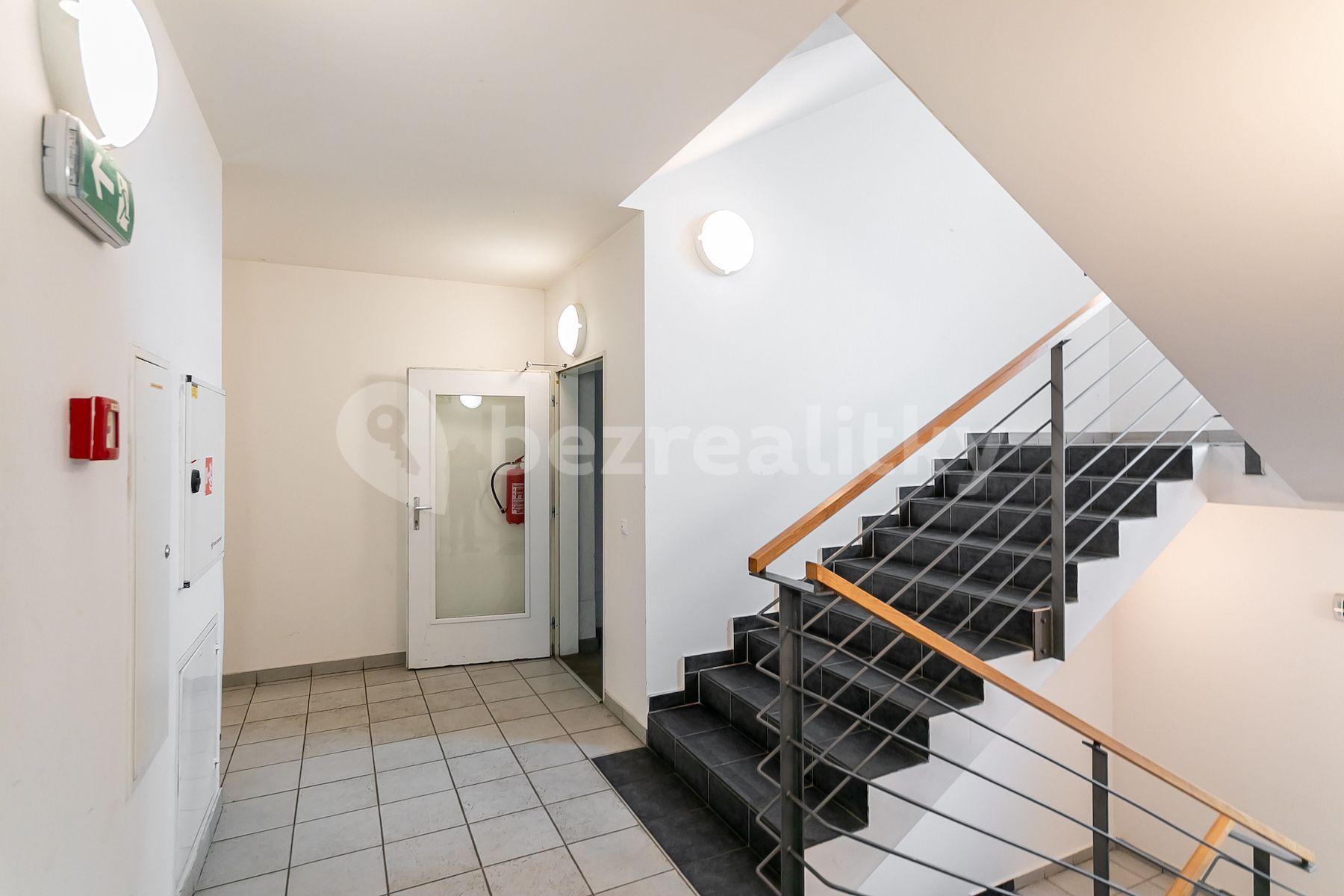 1 bedroom with open-plan kitchen flat for sale, 50 m², Šedova, Prague, Prague