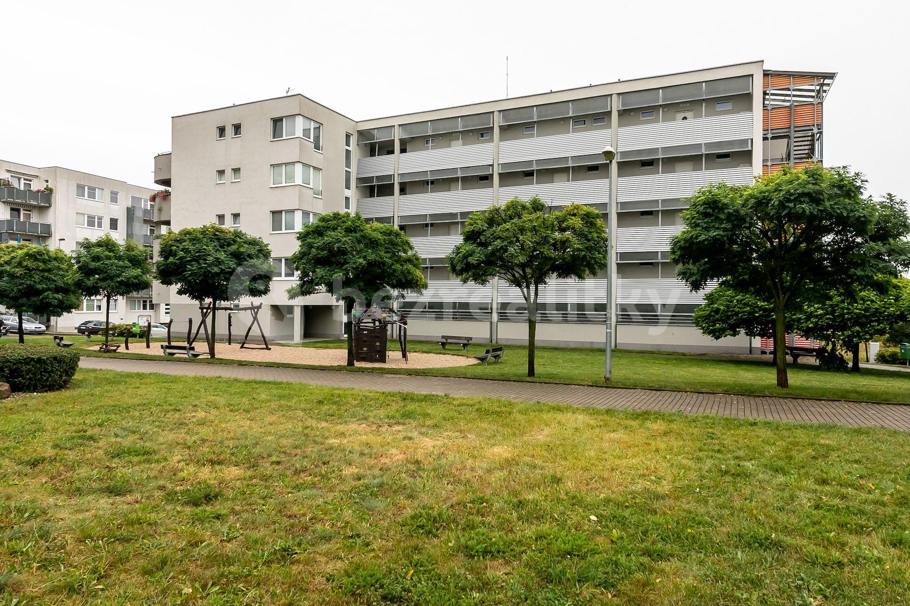 1 bedroom with open-plan kitchen flat for sale, 50 m², Šedova, Prague, Prague