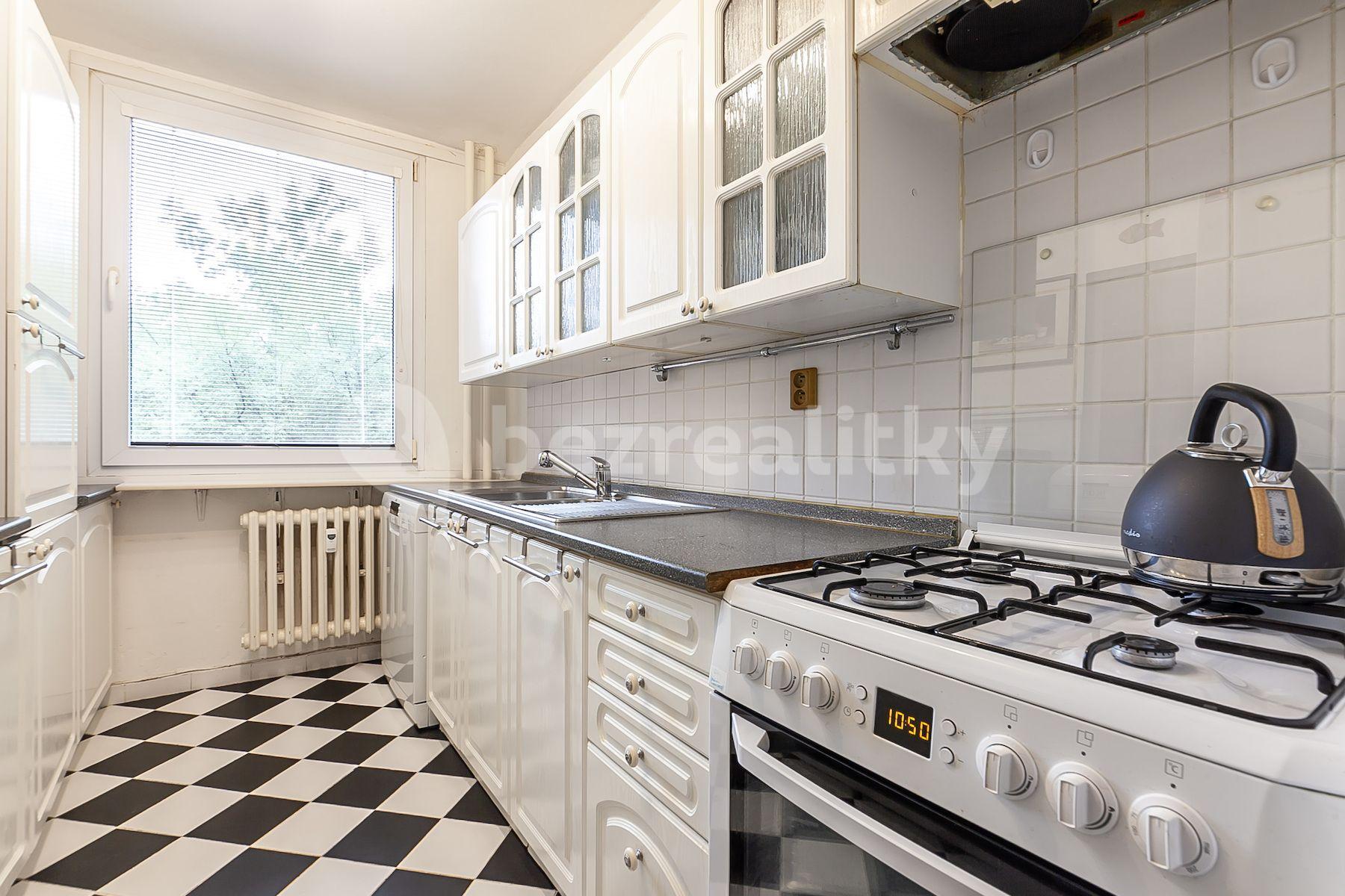 3 bedroom flat for sale, 70 m², Krosenská, Prague, Prague