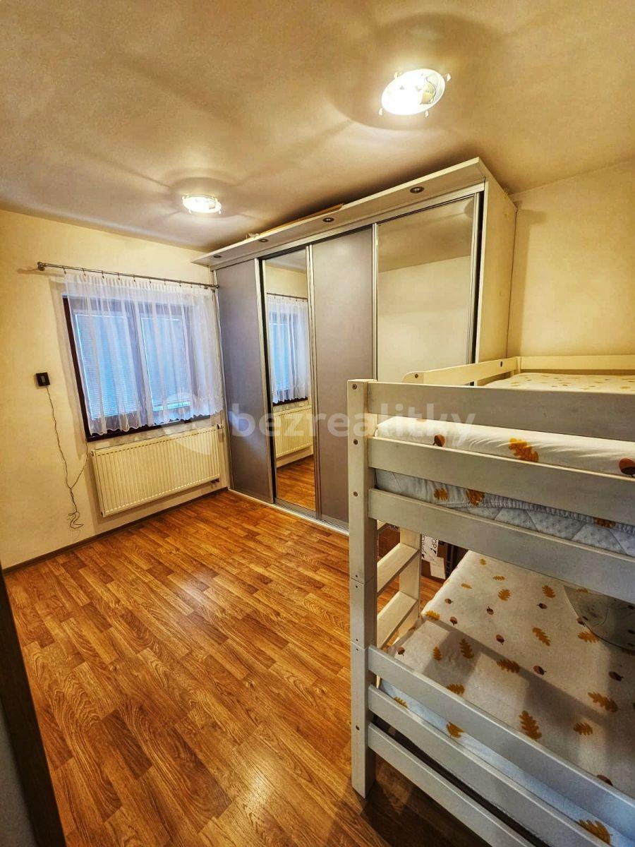 2 bedroom with open-plan kitchen flat to rent, 80 m², Za Rybníkem, Jesenice, Středočeský Region