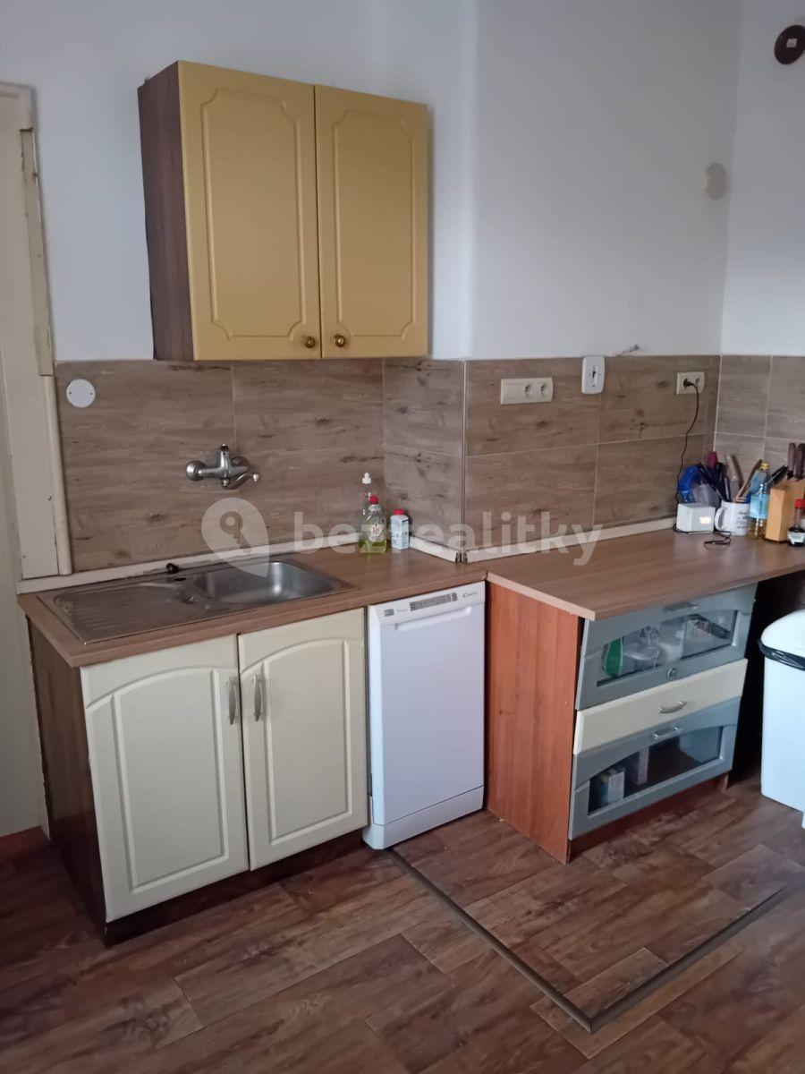 4 bedroom flat to rent, 115 m², U Nádraží, Bechyně, Jihočeský Region