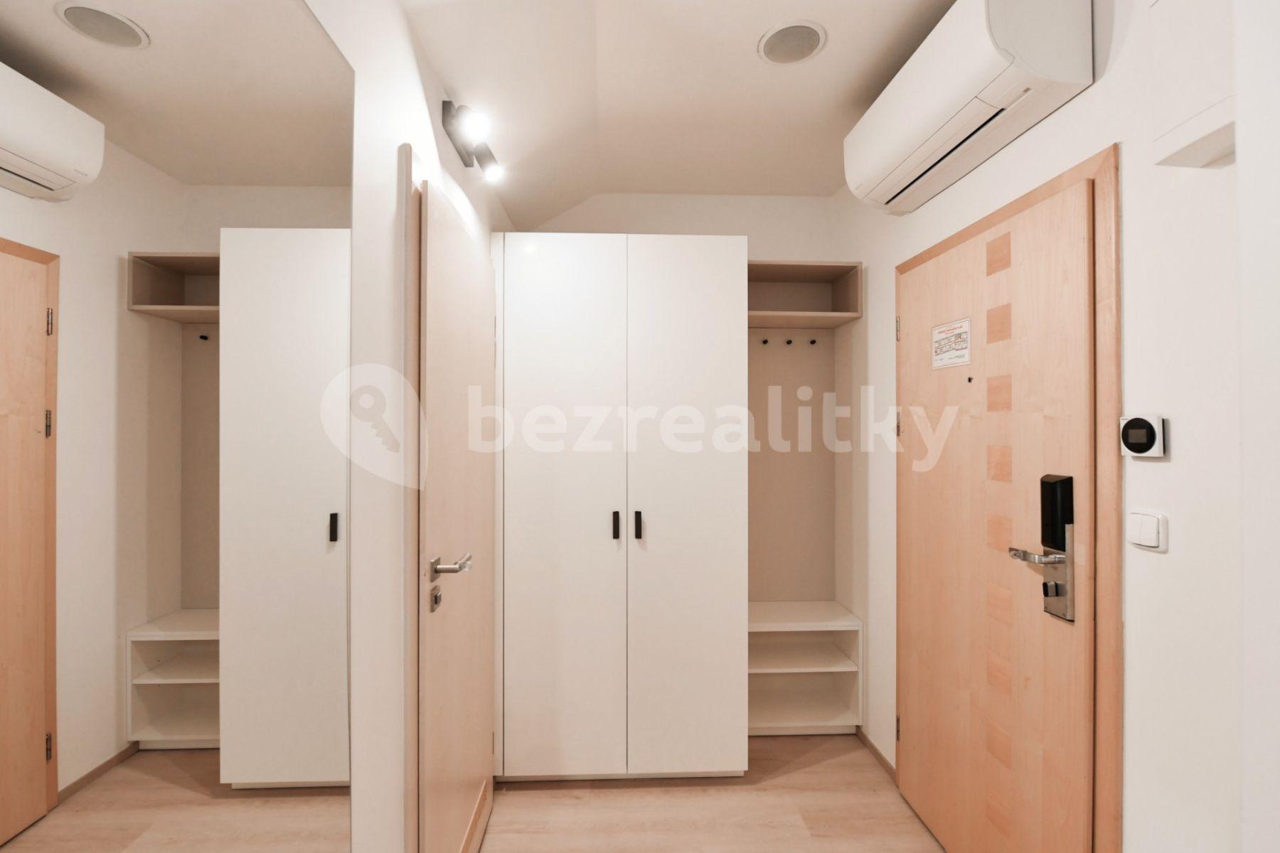 Studio flat to rent, 18 m², Na Ostrůvku, Prague, Prague