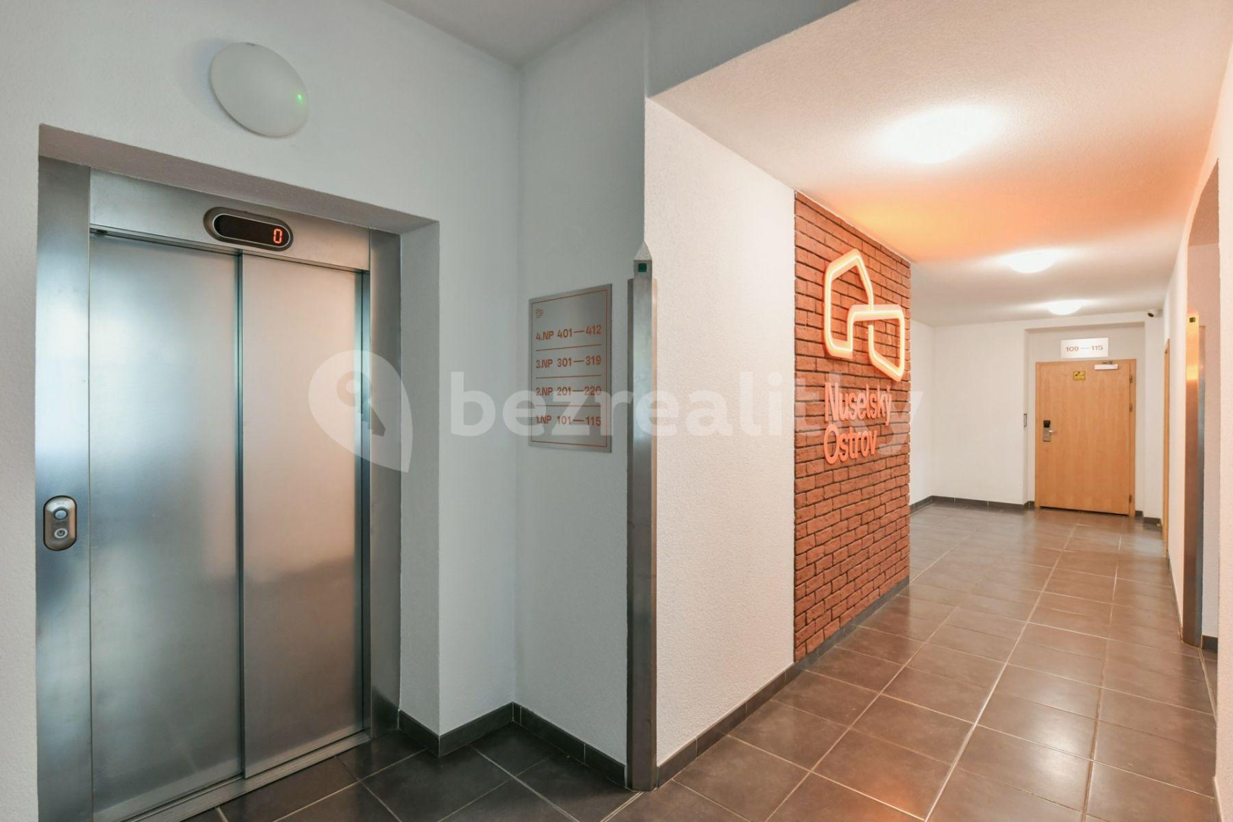 Studio flat to rent, 18 m², Na Ostrůvku, Prague, Prague