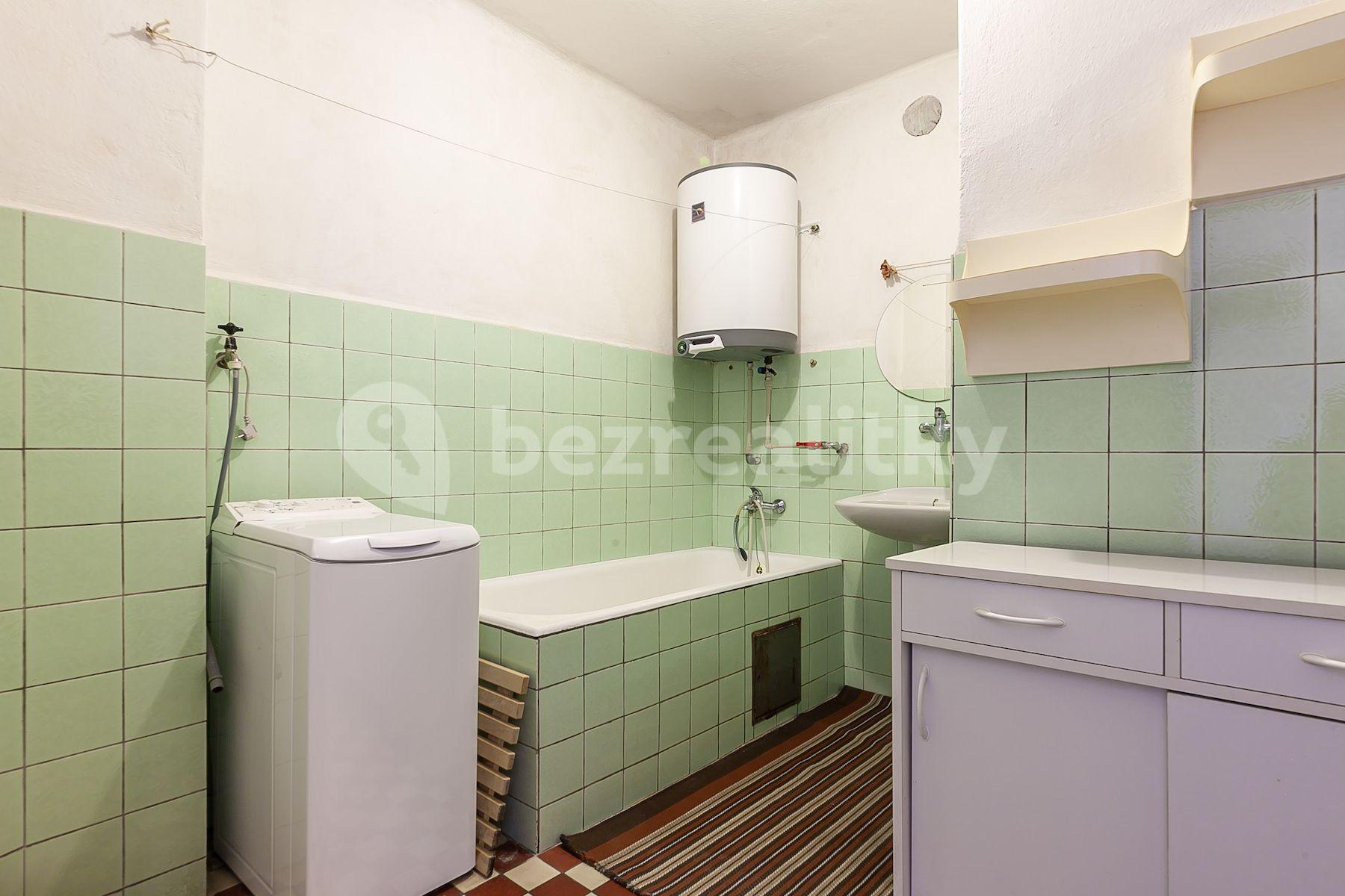 house for sale, 260 m², Zápy, Zápy, Středočeský Region