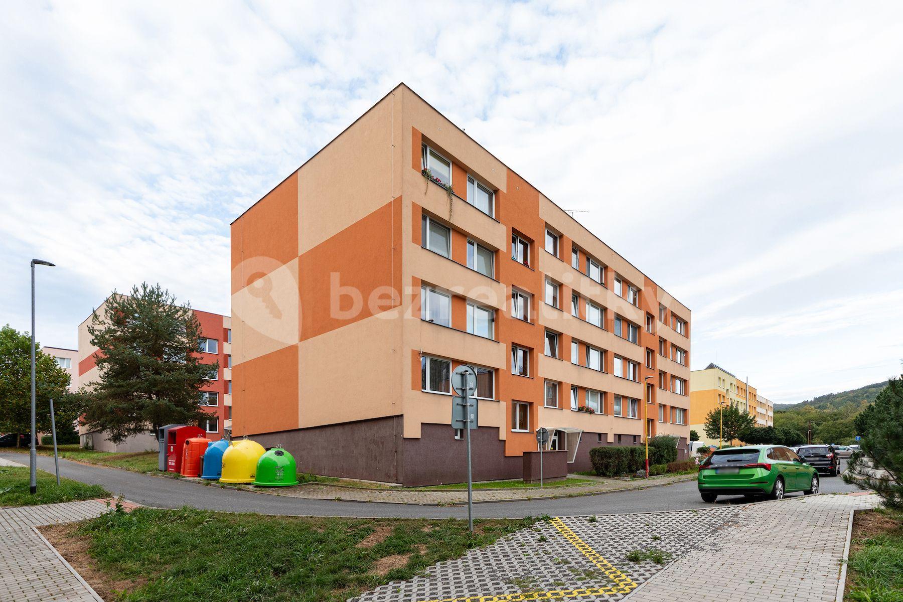 3 bedroom with open-plan kitchen flat for sale, 86 m², Zborovská, Jince, Středočeský Region