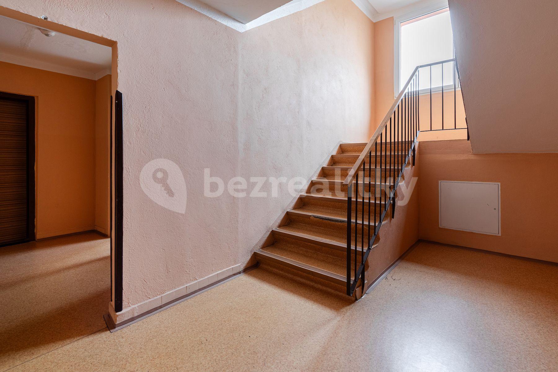 3 bedroom with open-plan kitchen flat for sale, 86 m², Zborovská, Jince, Středočeský Region