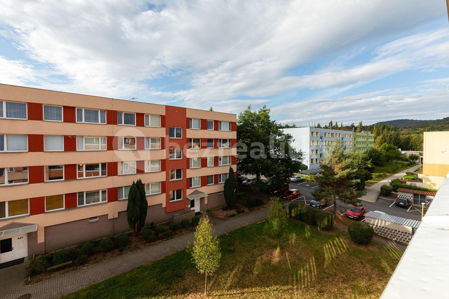 3 bedroom with open-plan kitchen flat for sale, 86 m², Zborovská, Jince, Středočeský Region