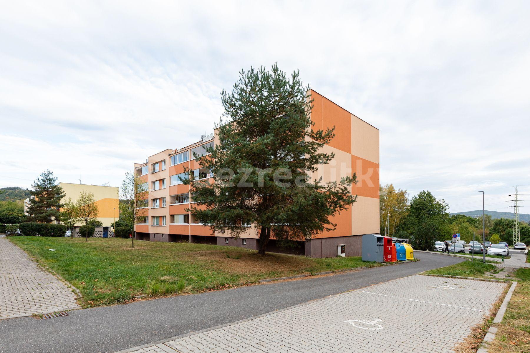 3 bedroom with open-plan kitchen flat for sale, 86 m², Zborovská, Jince, Středočeský Region