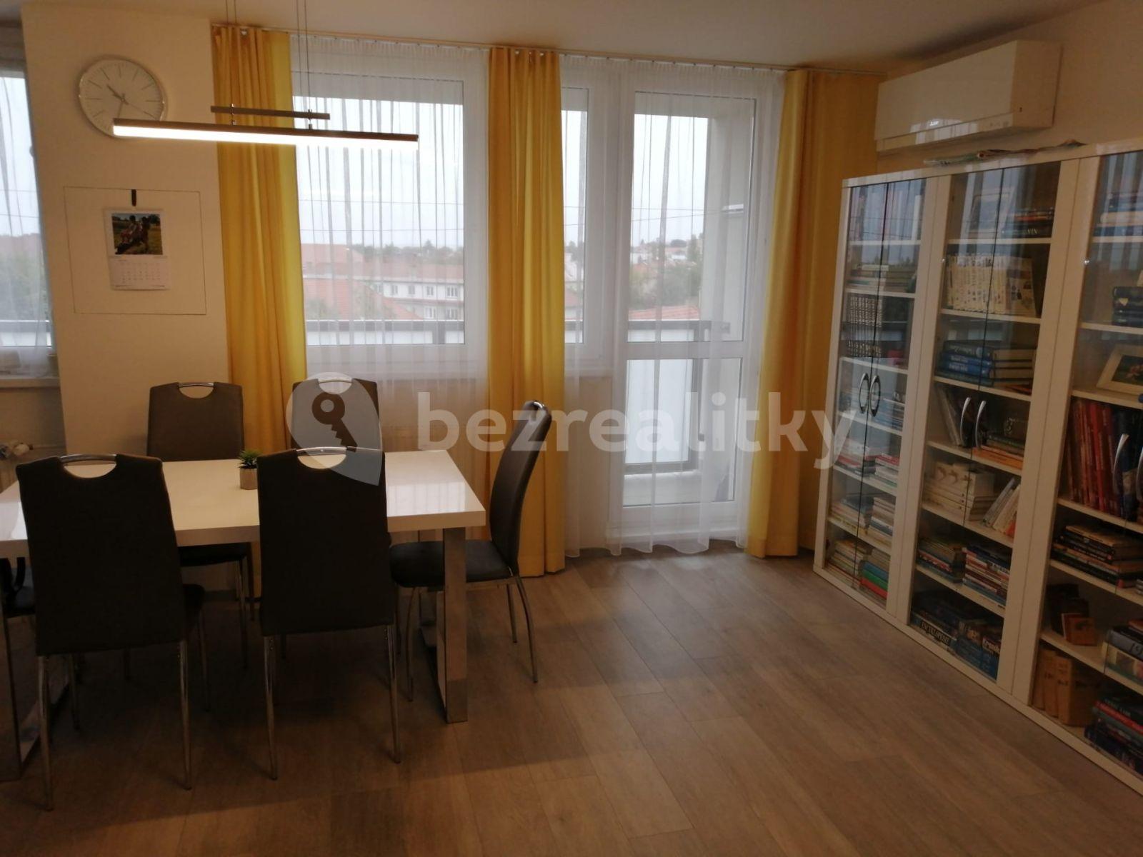 2 bedroom with open-plan kitchen flat for sale, 78 m², Veslařská, Mělník, Středočeský Region