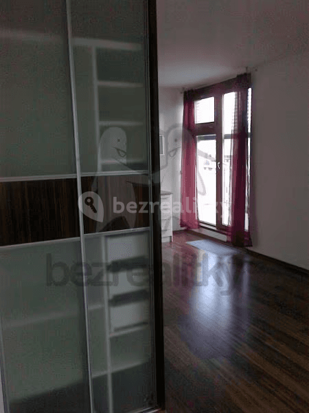 Studio flat for sale, 42 m², Pod Lipami, Prague, Prague