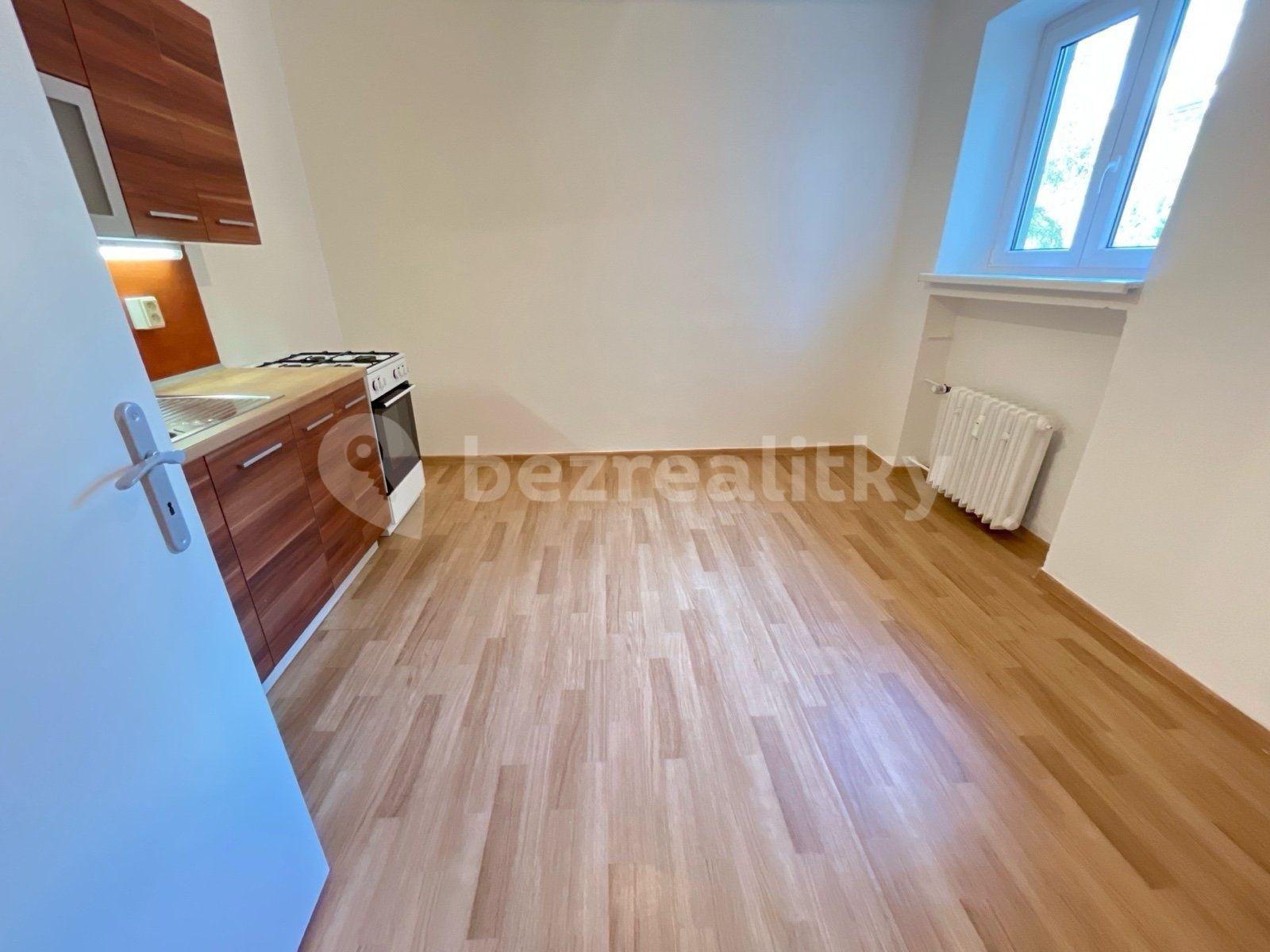 2 bedroom flat to rent, 56 m², Stavbařská, Havířov, Moravskoslezský Region