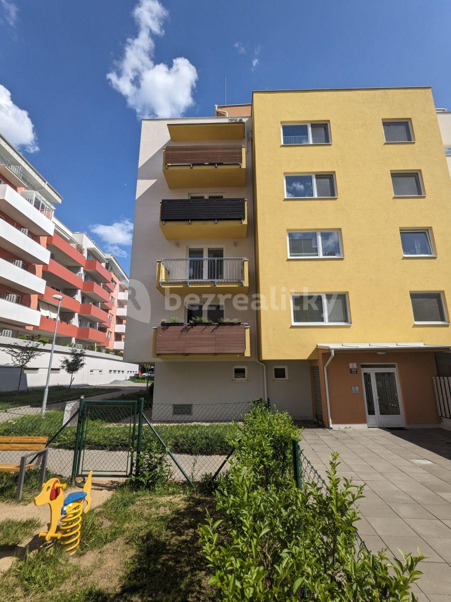 2 bedroom with open-plan kitchen flat to rent, 68 m², Žabí, Brno, Jihomoravský Region