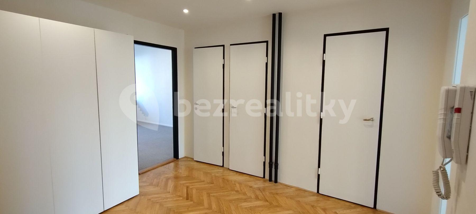 1 bedroom with open-plan kitchen flat to rent, 56 m², Družstevní ochoz, Prague, Prague